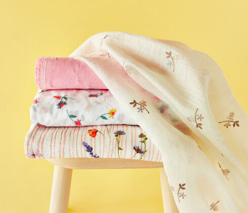 To the spring trends    