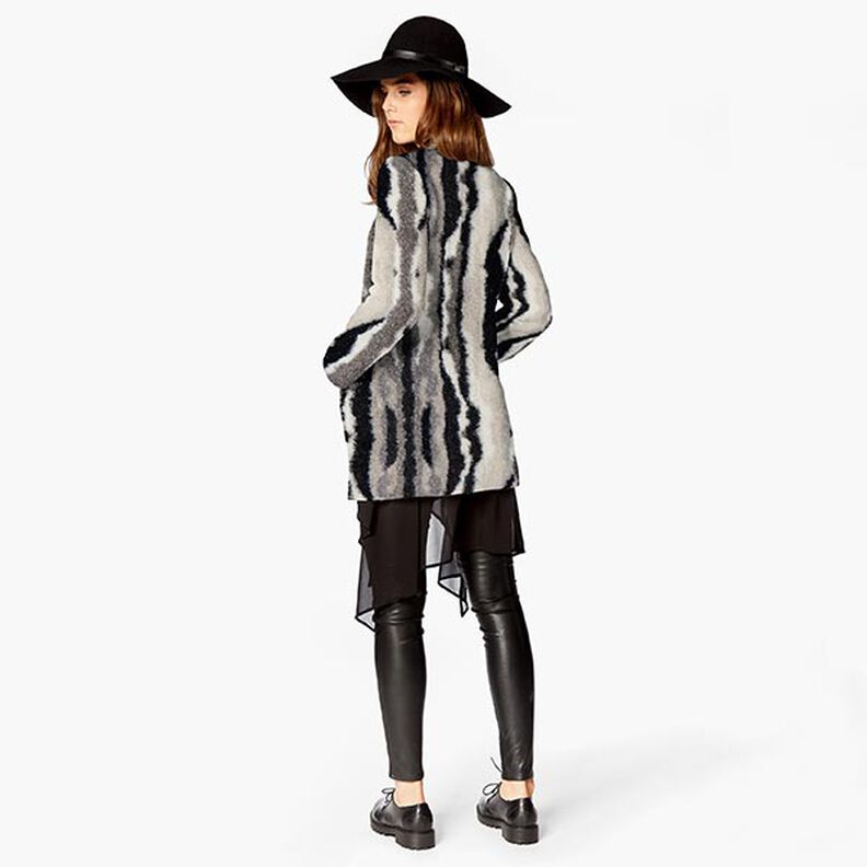 abstract stripes faux fur – offwhite/midnight blue,  image number 5