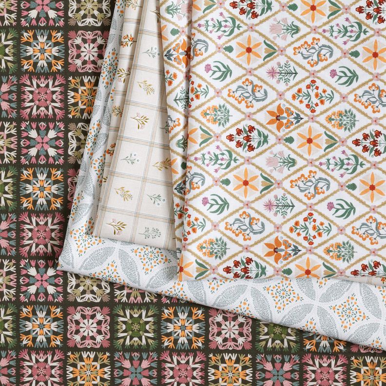Cotton Poplin floral circles – white/green,  image number 5