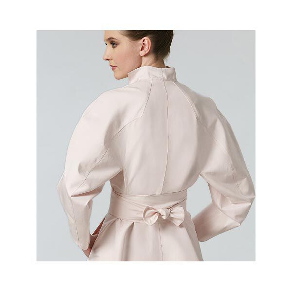 Swan-Neck Dress/ Belt by Ralph Rucci, Vogue 1239 |,  image number 5
