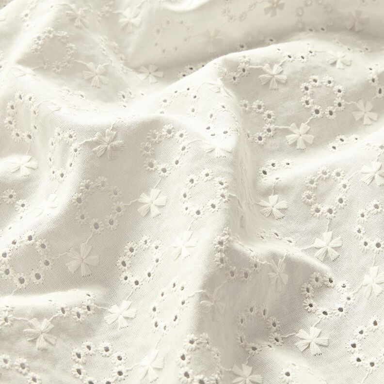Cotton Batiste Broderie Anglaise floral wreaths – offwhite,  image number 3