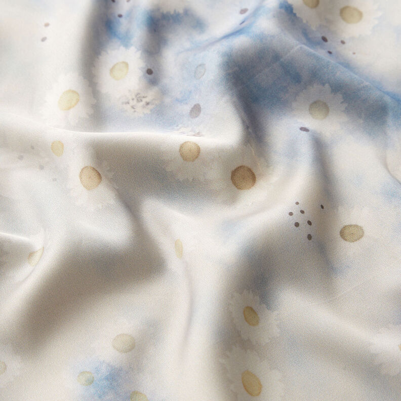 Daisy batik stretch satin – natural/light blue,  image number 2