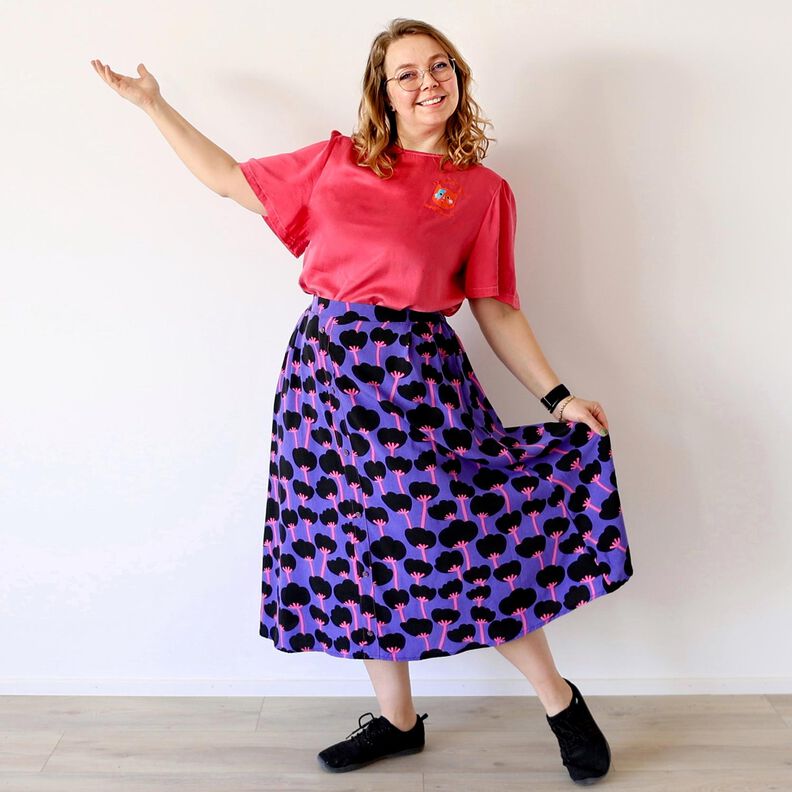 LENZING™ ECOVERO™ viscose fabric  Poppies | Nerida Hansen – lilac/black,  image number 7