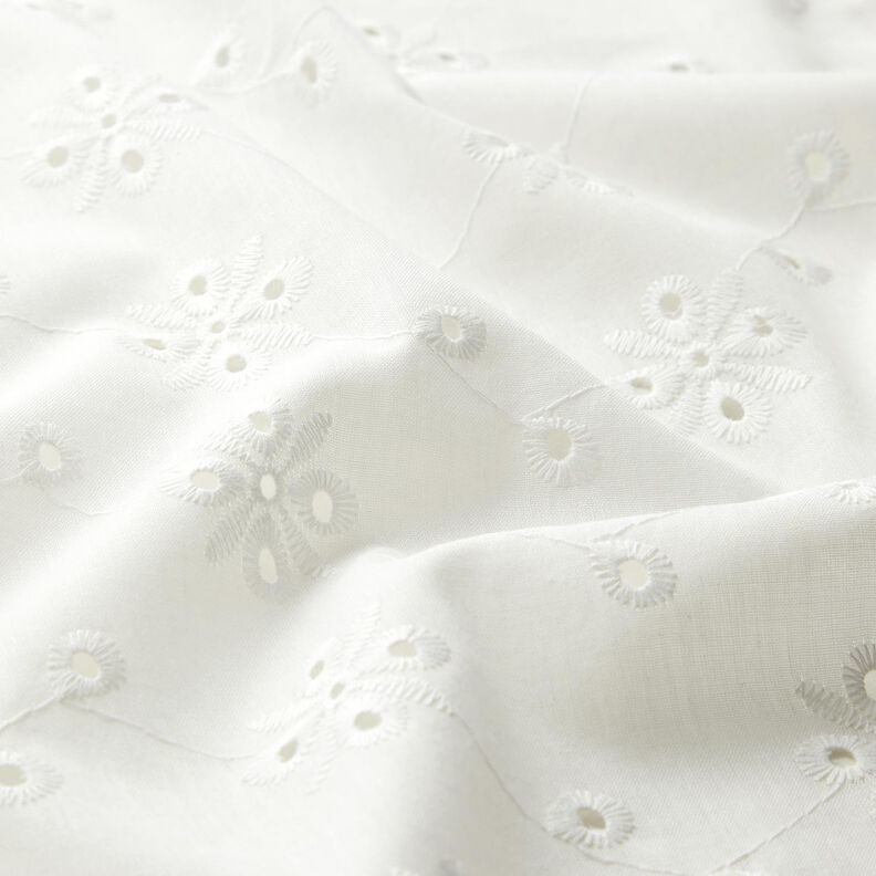 Broderie Anglaise flowers with leaves – white, image number 2