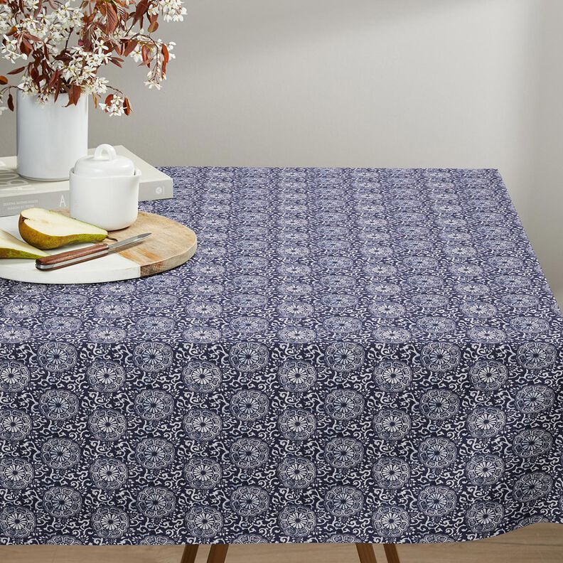 Cotton Cretonne floral mandala – white/midnight blue,  image number 6