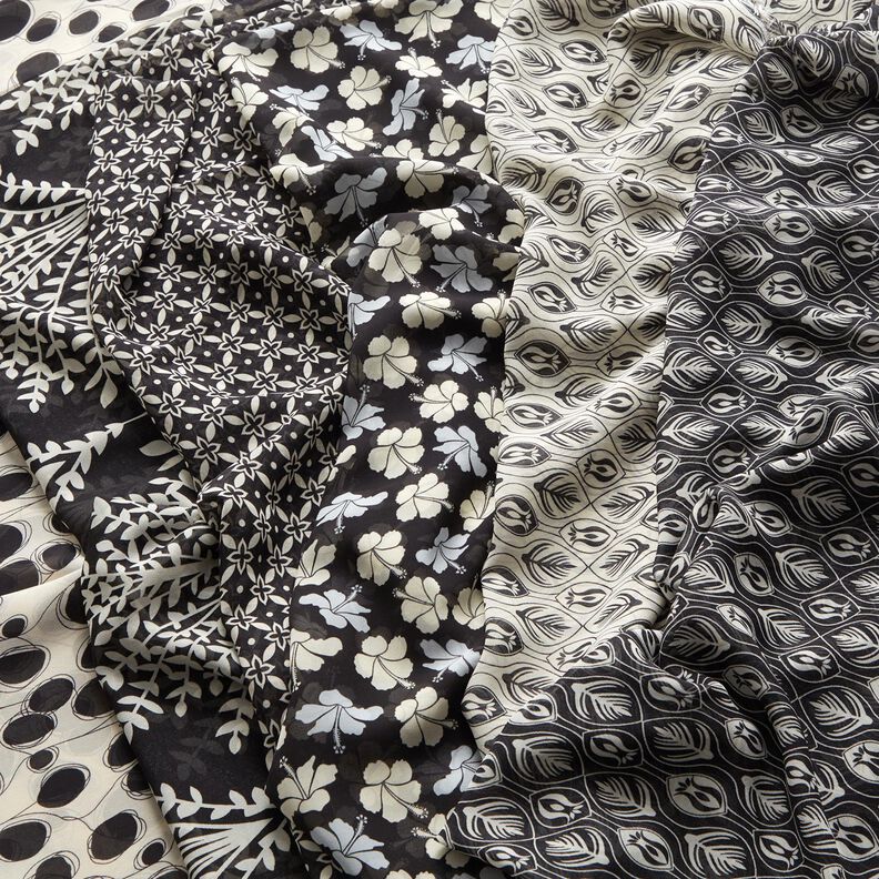 Chiffon abstract circles – white/black,  image number 5