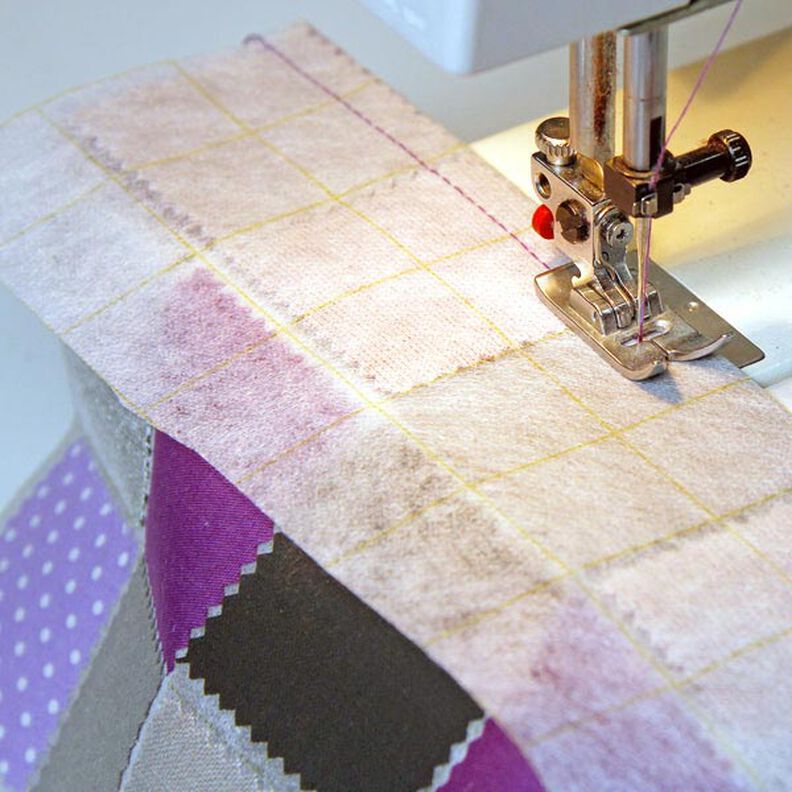 Quilter's Grid | Vilene – white,  image number 6
