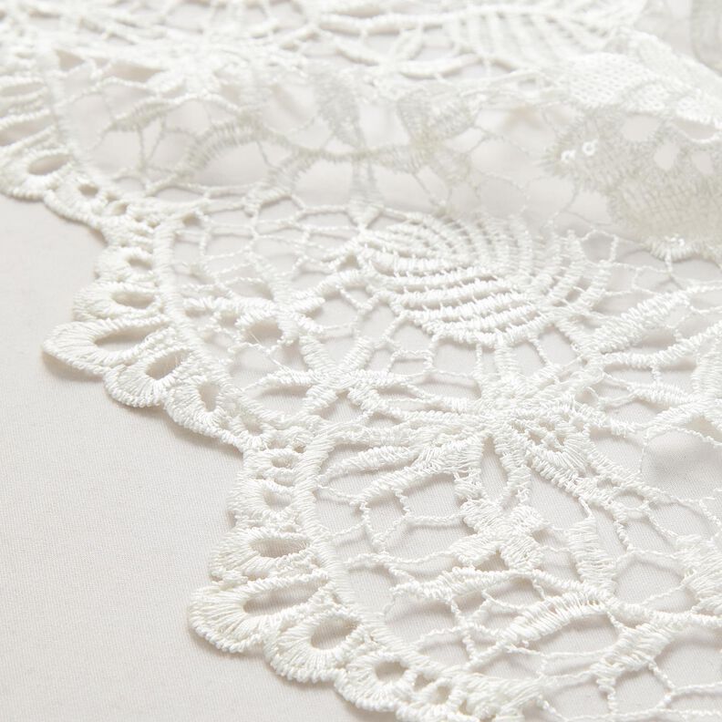 Lace with sequins and scalloped edge – white,  image number 5