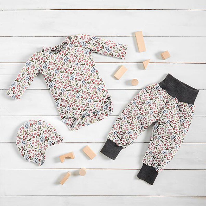 Cotton Jersey Flower meadow with little apples – offwhite,  image number 6